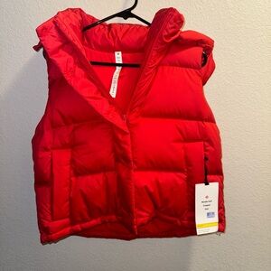 Lululemon Wunder Puff Cropped Jacket size 6 NWT